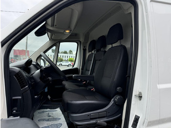Gesloten bestelwagen Peugeot Boxer 333 L1H1 2.2 BLUEHDI S&S 140CH ASPHALT: afbeelding 4
