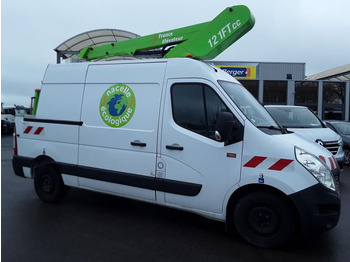 Vrachtwagen hoogwerker