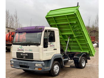 Kipper vrachtwagen MAN