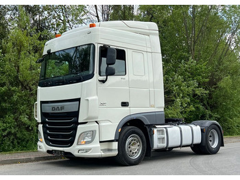 Trekker DAF XF 106 410