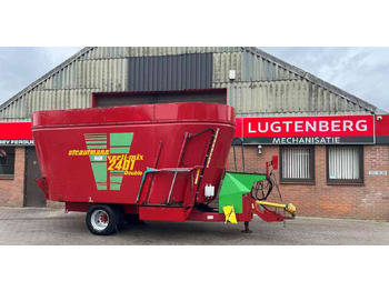 Voermengwagen STRAUTMANN