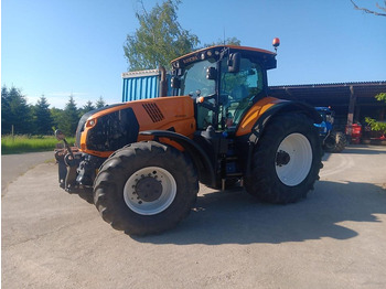 Tractor CLAAS Axion 830