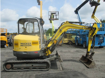 Rupsgraafmachine WACKER