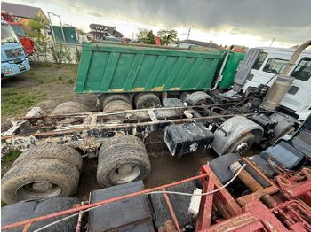Chassis vrachtwagen IVECO TRAKKER CHASSIS: afbeelding 3