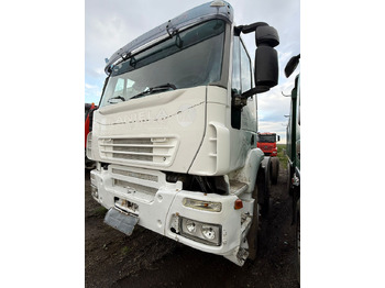 Chassis vrachtwagen IVECO Trakker