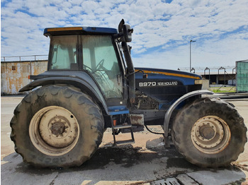 Tractor NEW HOLLAND 8970