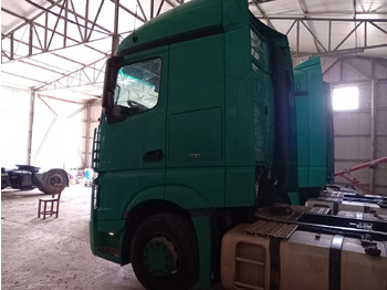 Trekker Mercedes-Benz Actros 18.45: afbeelding 4
