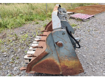 Voorladerbak Monitoimikauha kynsillä 173cm CAT-kurottajan sovitteella: afbeelding 4 Voorladerbak Monitoimikauha kynsillä 173cm CAT-kurottajan sovitteella: afbeelding 4