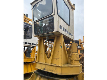 Torenkraan LIEBHERR