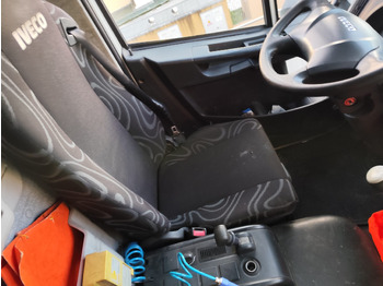 Kraanwagen, Kraanwagen IVECO EUROCARGO 180E25: afbeelding 4 Kraanwagen, Kraanwagen IVECO EUROCARGO 180E25: afbeelding 4