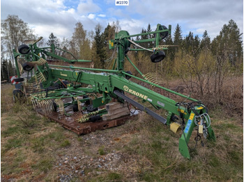 Hooi-/ Voedermachine KRONE Swadro