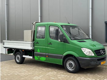 Bestelwagen open laadbak Mercedes-Benz Sprinter 311 311 CDI 2.2 pick-up bakwagen: afbeelding 4 Bestelwagen open laadbak Mercedes-Benz Sprinter 311 311 CDI 2.2 pick-up bakwagen: afbeelding 4