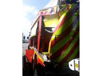 Leasing RENAULT D 4X4 TOUT-TERRAIN INCENDIE RENAULT D 4X4 TOUT-TERRAIN INCENDIE: afbeelding 4