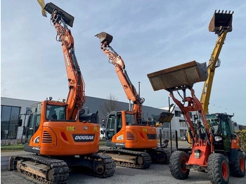 Rupsgraafmachine DOOSAN DX140LCR-5