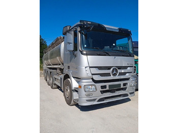 Tankwagen MERCEDES-BENZ Actros