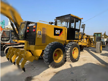 Grader CATERPILLAR 140H: afbeelding 2