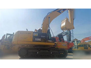 Rupsgraafmachine CATERPILLAR 320C