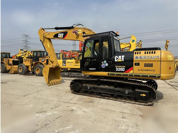 Rupsgraafmachine CATERPILLAR 320D