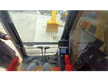 Rupsgraafmachine KOMATSU PC240 LC-8: afbeelding 4