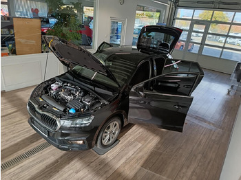 Sedan Skoda Fabia 130 Jahre 1,0TSI DSG*AHK-VORBER.*LED*R-KAM: afbeelding 2 Sedan Skoda Fabia 130 Jahre 1,0TSI DSG*AHK-VORBER.*LED*R-KAM: afbeelding 2