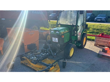 Gemeentelijke tractor JOHN DEERE
