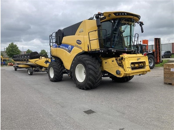 Leasing New Holland CR9.90 Med 35 fods Varifeed mm  New Holland CR9.90 Med 35 fods Varifeed mm: afbeelding 2