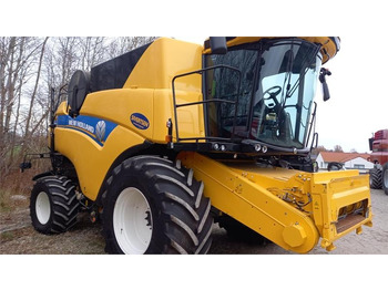 Maaidorser New Holland CX8.80 SLH med 25 fods Varifeed: afbeelding 2 Maaidorser New Holland CX8.80 SLH med 25 fods Varifeed: afbeelding 2