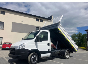 Kipper bestelwagen IVECO Daily 35c13