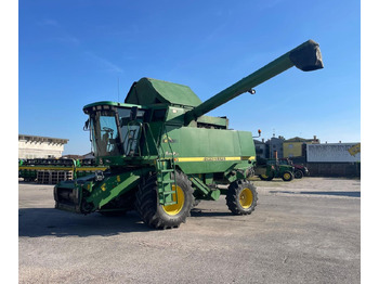 Maaidorser JOHN DEERE