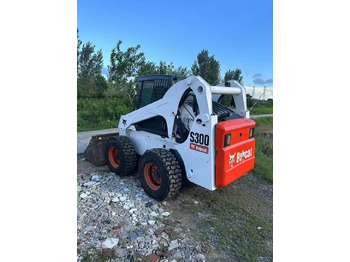 Schranklader BOBCAT S300
