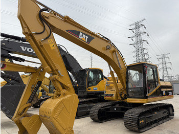Rupsgraafmachine CATERPILLAR 320B