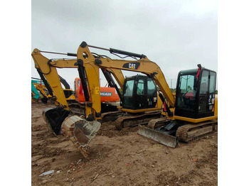 Rupsgraafmachine CATERPILLAR