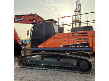 Rupsgraafmachine DOOSAN DX300