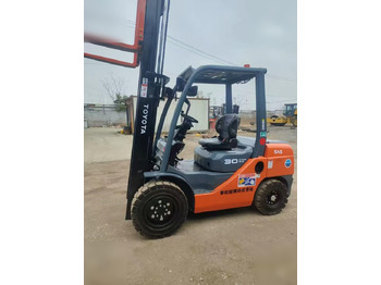 Diesel heftruck TOYOTA FBCA30: afbeelding 2