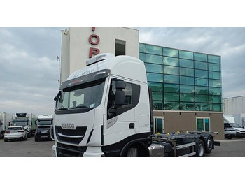 Containertransporter/ Wissellaadbak vrachtwagen IVECO Stralis 480