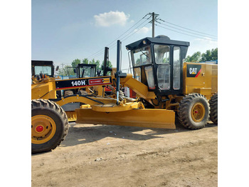 Grader CATERPILLAR 140H
