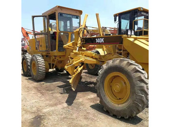 Grader CATERPILLAR 140K