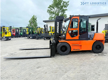 Diesel heftruck Doosan DOOSAN / DUPLEX 3000MM / SIDE SHIFT / FORK POSITIONER / 2500MM FORKS / 7000KG / CABIN / LIKE NEW DOOSAN / DUPLEX 3000MM / SIDE S: afbeelding 2 Diesel heftruck Doosan DOOSAN / DUPLEX 3000MM / SIDE SHIFT / FORK POSITIONER / 2500MM FORKS / 7000KG / CABIN / LIKE NEW DOOSAN / DUPLEX 3000MM / SIDE S: afbeelding 2