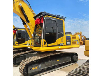 Rupsgraafmachine KOMATSU PC200-8