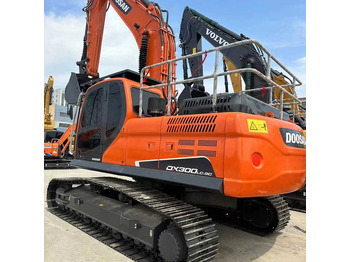 Rupsgraafmachine DOOSAN DX300