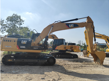 Rupsgraafmachine CATERPILLAR 320D