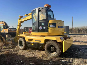 Mobiele graafmachine KOMATSU PC128