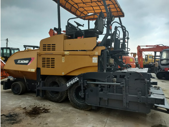Asfaltafwerkmachine XCMG RP602L: afbeelding 2