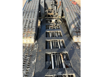 Autotransport oplegger Louault auto/trucktransporter: afbeelding 5 Autotransport oplegger Louault auto/trucktransporter: afbeelding 5