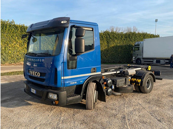 Haakarmsysteem vrachtwagen IVECO EuroCargo 75E