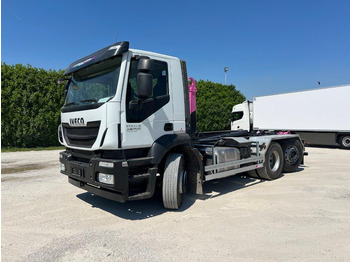 Haakarmsysteem vrachtwagen IVECO Stralis 460