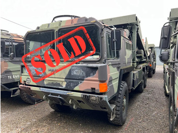 Vrachtwagen MAN 25.422