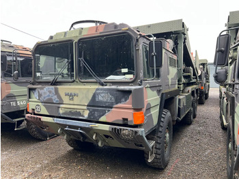 Vrachtwagen MAN 25.422