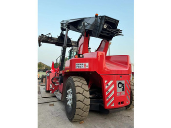 Reach stacker Kalmar DRU450: afbeelding 5 Reach stacker Kalmar DRU450: afbeelding 5