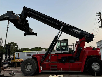 Reach stacker Kalmar DRU450: afbeelding 3 Reach stacker Kalmar DRU450: afbeelding 3